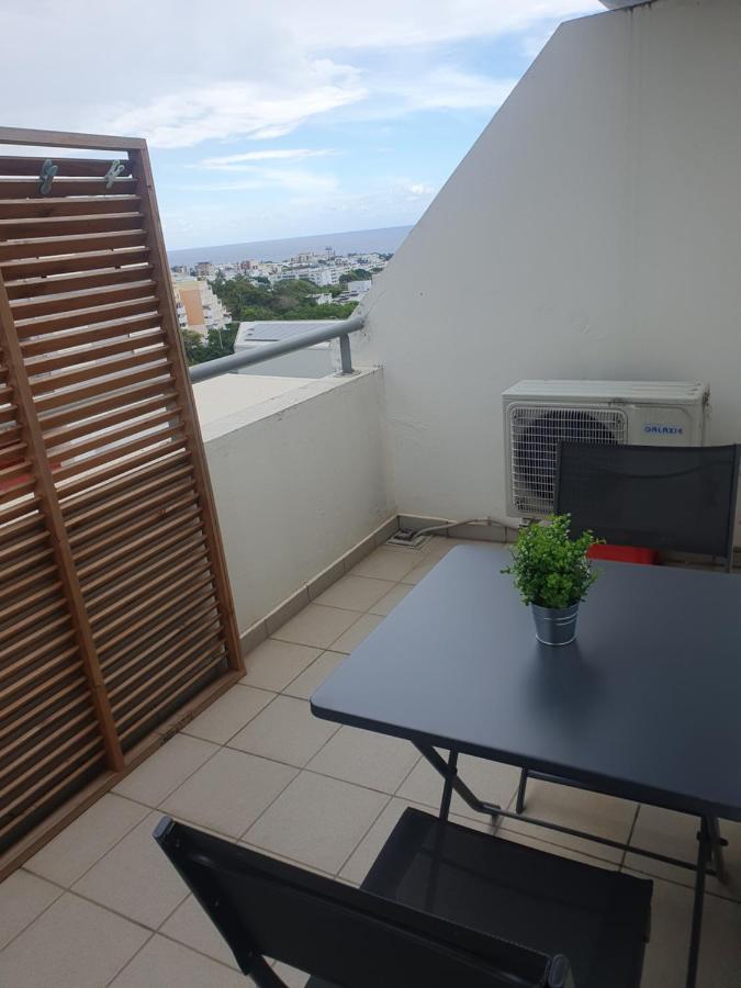 Appartement Cosy Proche De L'Aeroport T R A N S F E R T Sur Demande サン＝ドニ エクステリア 写真